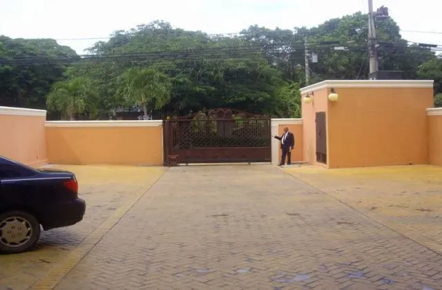 Aparthotel Drake Bolivar parking secure